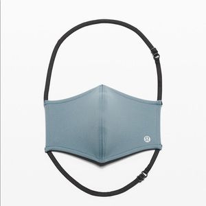 New In Box Lululemon Mask